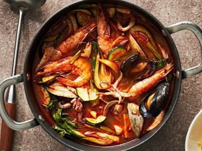 Spicy Korean seafood soup